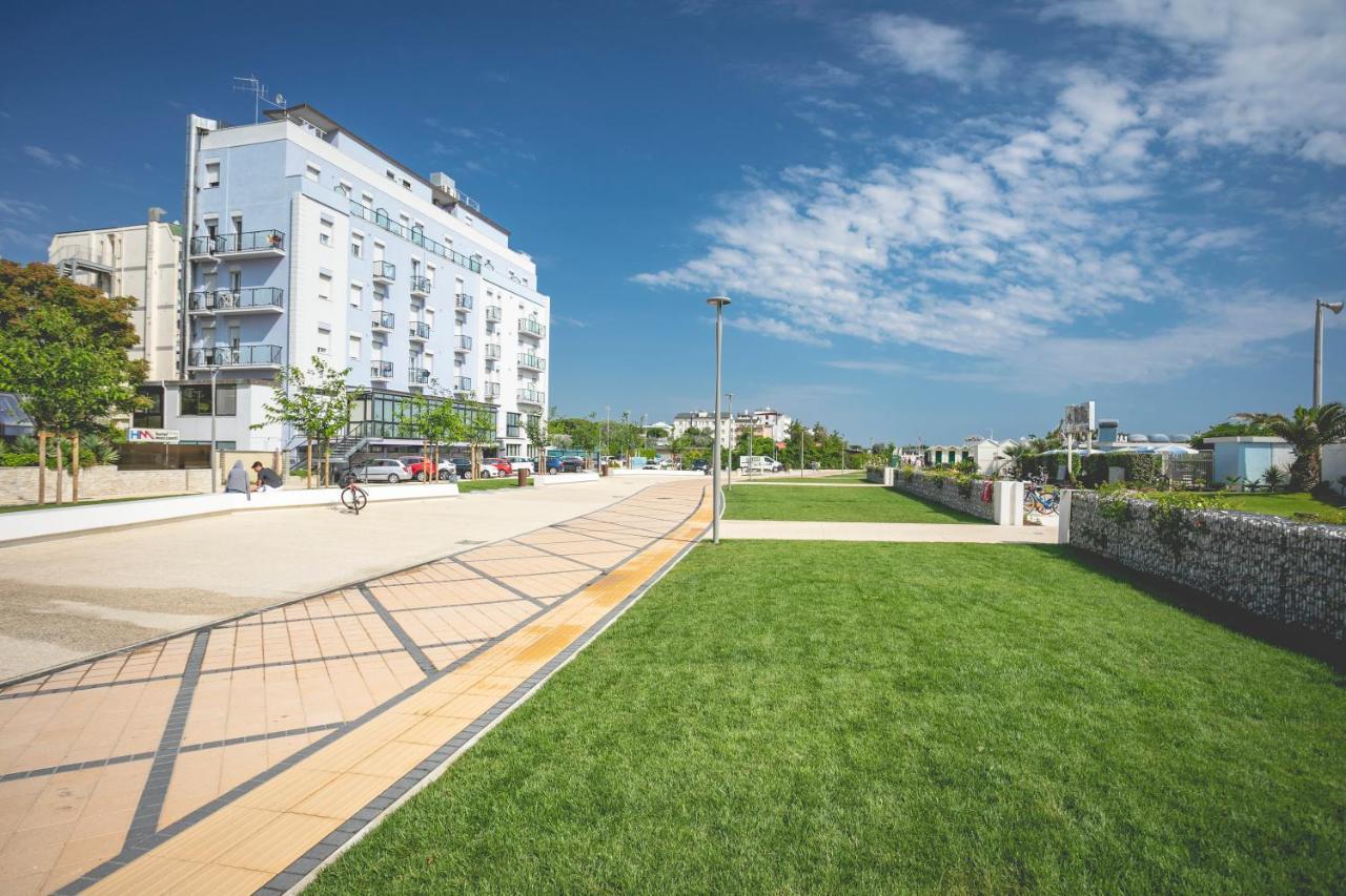 Hotel Baya - In Centro, Sul Mare Μιλάνο Μαριτίμα Εξωτερικό φωτογραφία
