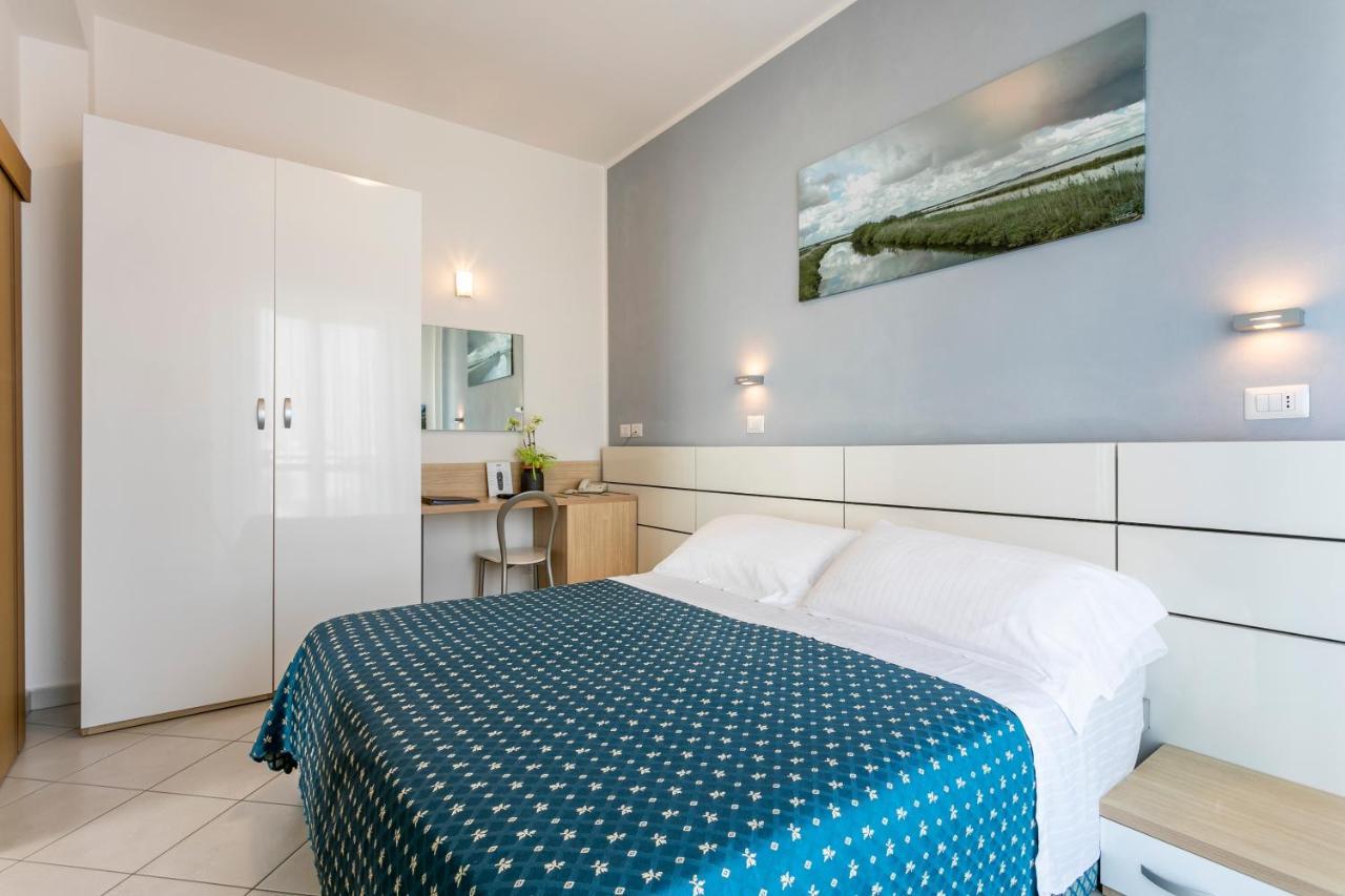 Hotel Baya - In Centro, Sul Mare Μιλάνο Μαριτίμα Εξωτερικό φωτογραφία